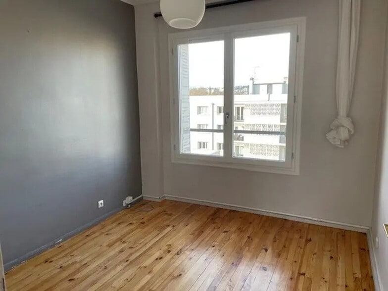 Office in Lyon to rent - Interior Photo - Image 2 of 6
