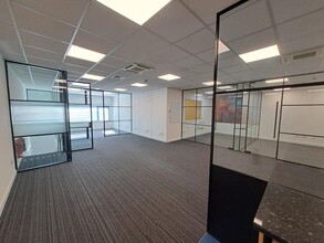 41 Brownfields, Welwyn Garden City to rent Interior Photo- Image 2 of 2