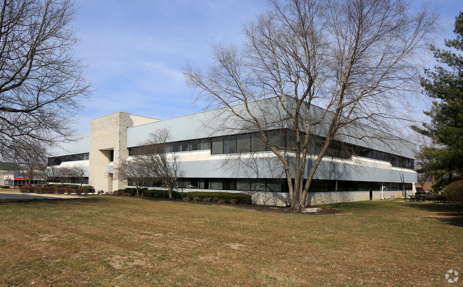 4900 Ritter Rd, Mechanicsburg, PA for rent - Building Photo - Image 1 of 4