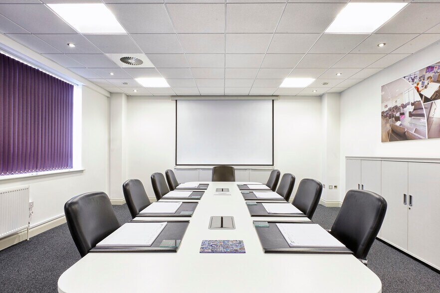 12A Mead Way, Burnley for sale - Interior Photo - Image 1 of 1