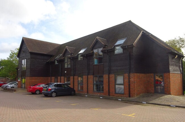 More details for Old Woking Rd, Woking - Office for Rent