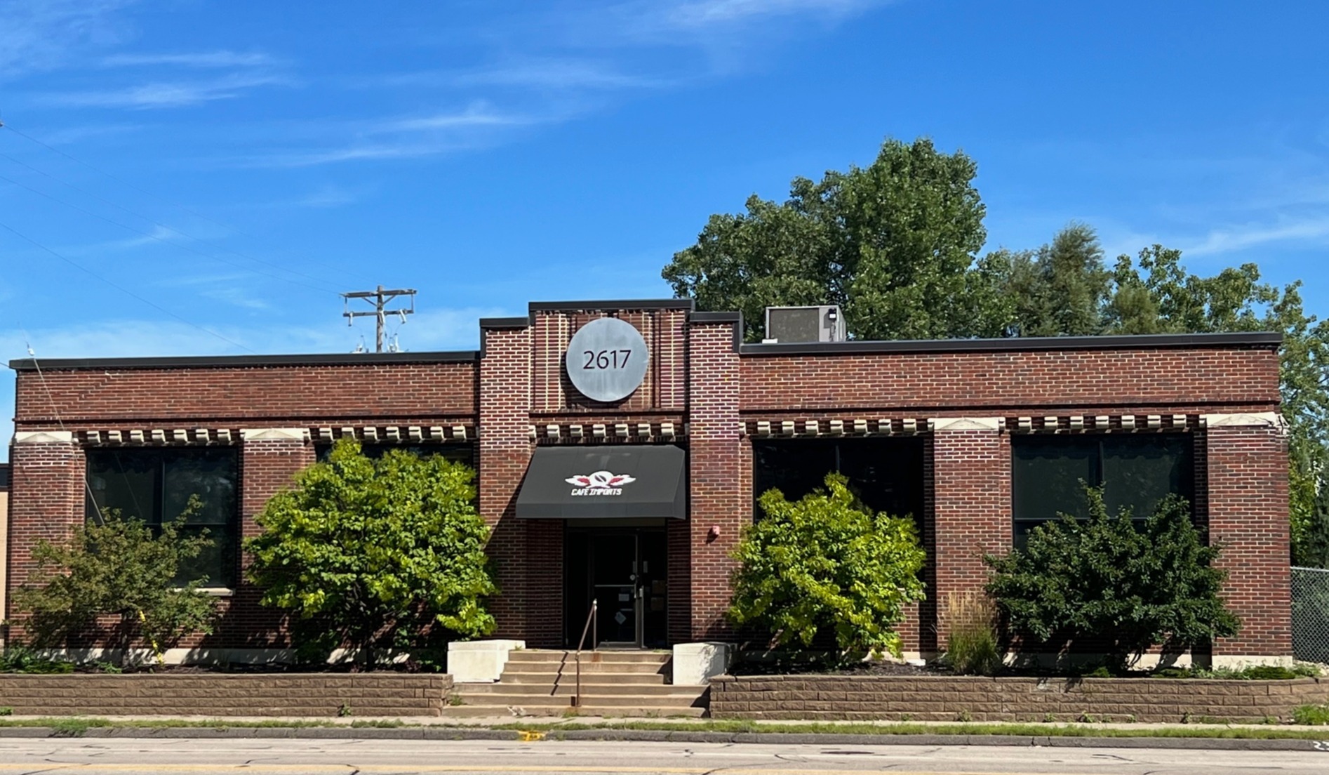 2617 E Hennepin Ave, Minneapolis, MN for sale Building Photo- Image 1 of 15