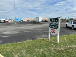 2500 N St Mary's, Beeville, TX for rent Building Photo- Image 2 of 8