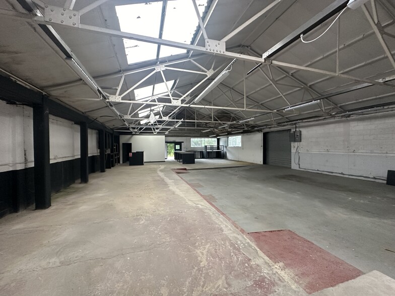 Mimram Rd, Hertford to rent - Building Photo - Image 3 of 26