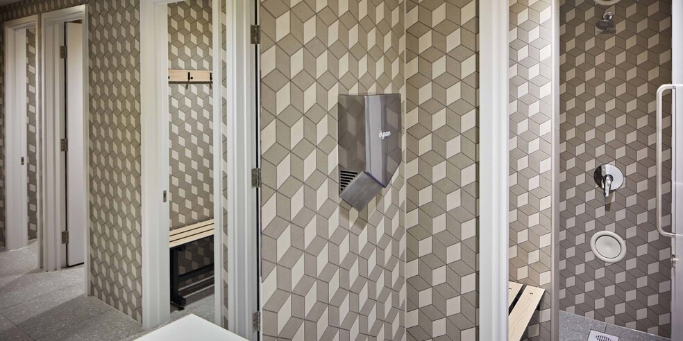 1-9 Temple Row, Birmingham to rent - Interior Photo - Image 3 of 17