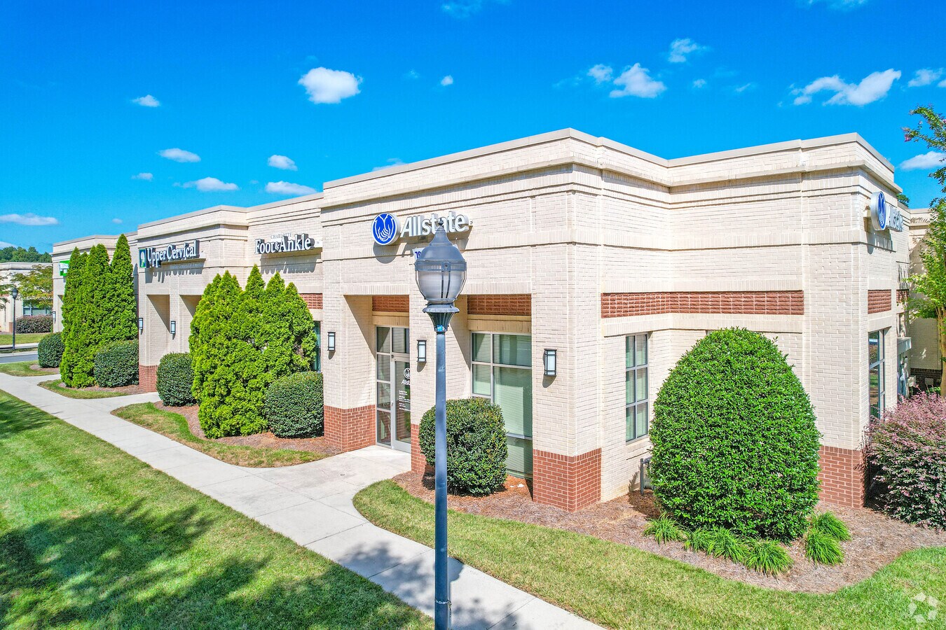 2550 W Arrowood Rd, Charlotte, NC 28273 UK