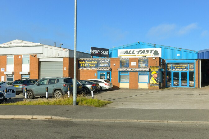 4-6 Anglia Way, Mansfield for sale Primary Photo- Image 1 of 1