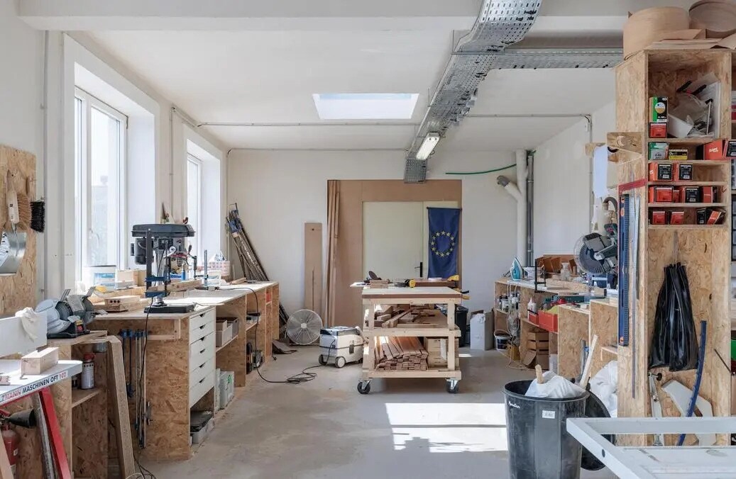 Light Industrial in Ivry-sur-Seine to rent Interior Photo- Image 1 of 12