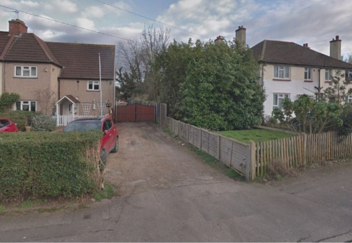 9-10 Autone Way, Carshalton for sale Primary Photo- Image 1 of 1