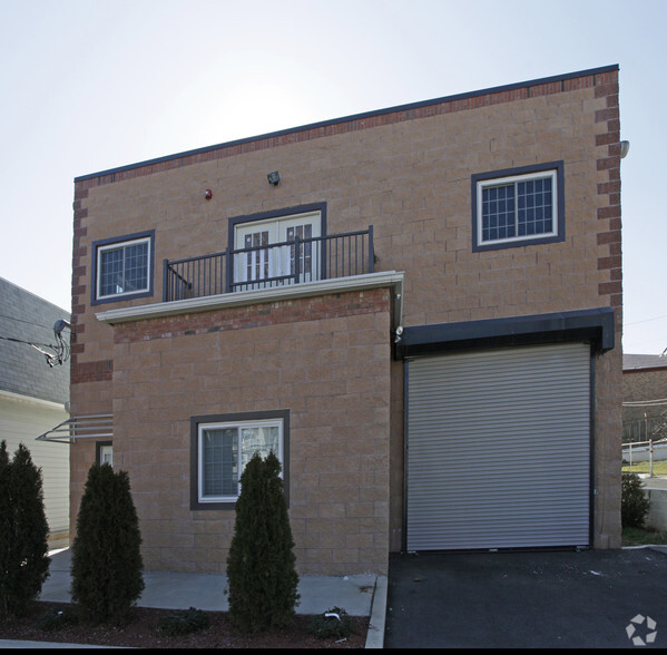 19 E Centre St, Nutley, NJ for rent - Building Photo - Image 3 of 12