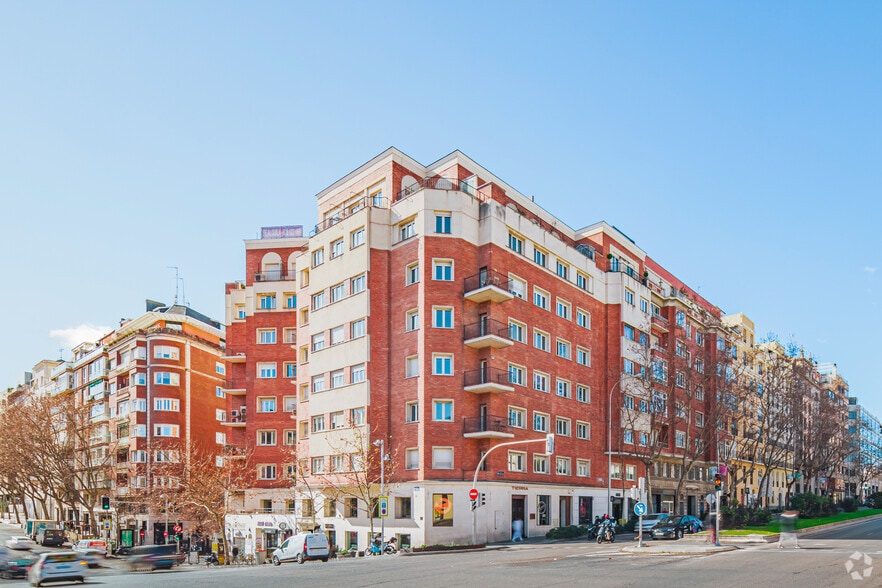 Calle Serrano 93, Madrid, Madrid to rent - Primary Photo - Image 1 of 3