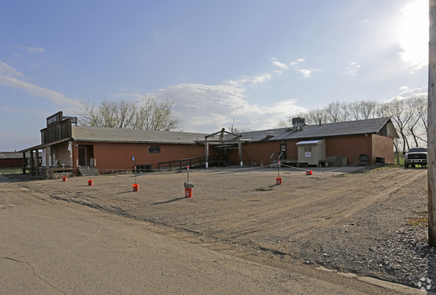 300 N Main St, Stanley, ND for sale - Primary Photo - Image 1 of 1