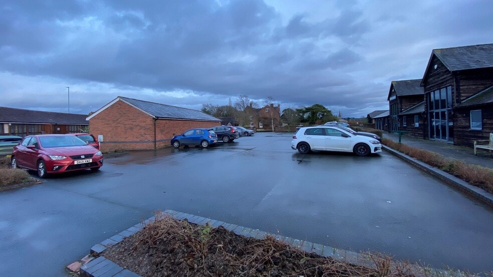 Two Mile Ln, Highnam to rent - Building Photo - Image 2 of 3