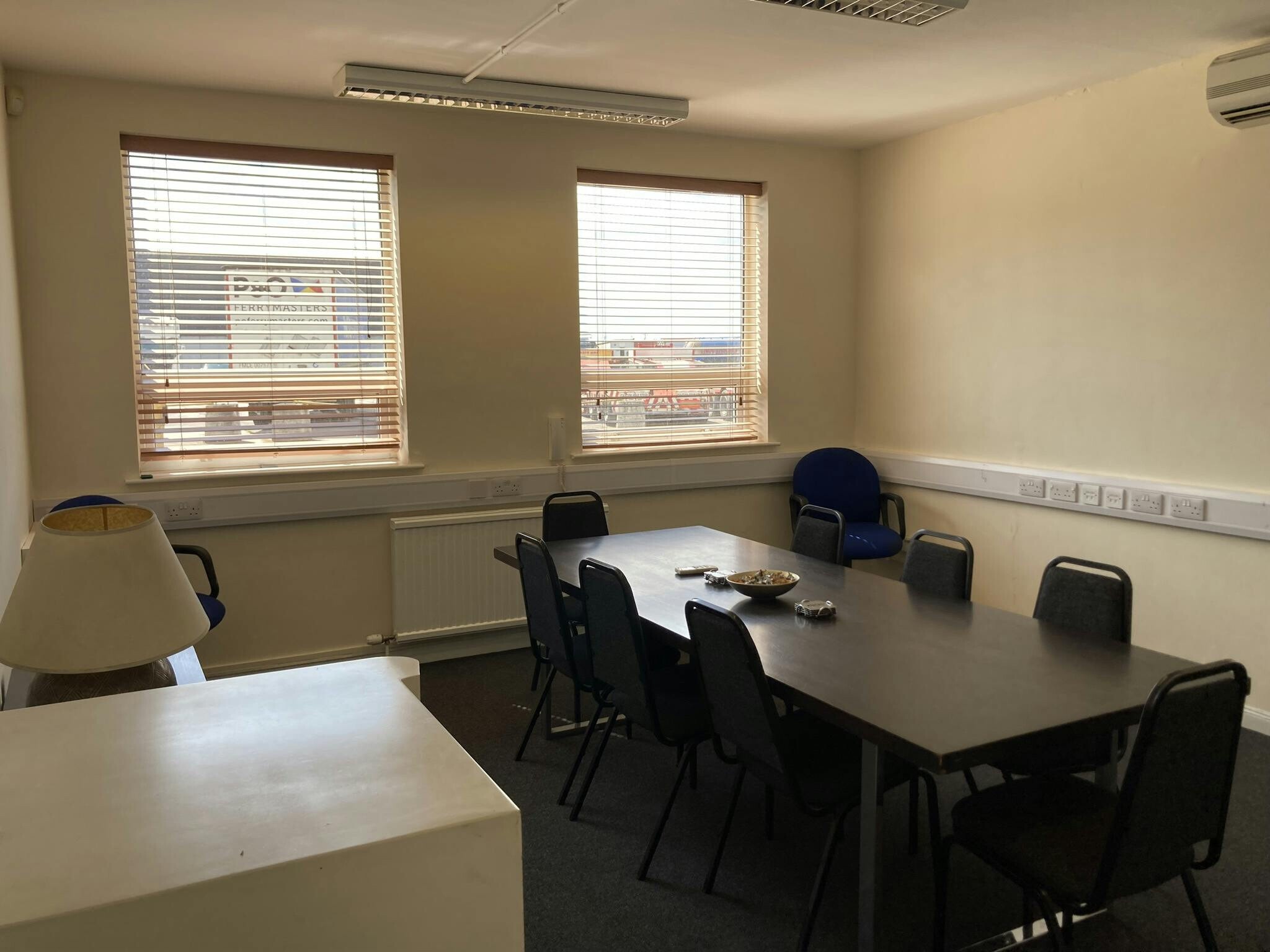 Killingholme Airfield, Immingham to rent Interior Photo- Image 1 of 5