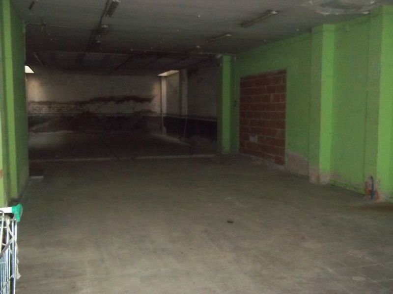 Tordera, BAR 08490 - - - Interior Photo - Image 1 of 2