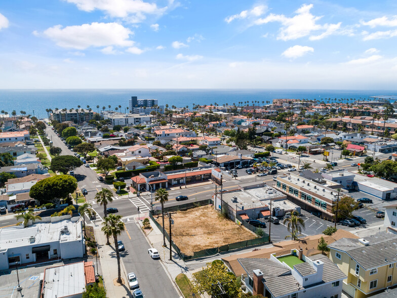 1032 S Pacific Coast Hwy, Redondo Beach, CA for sale - Building Photo - Image 2 of 5