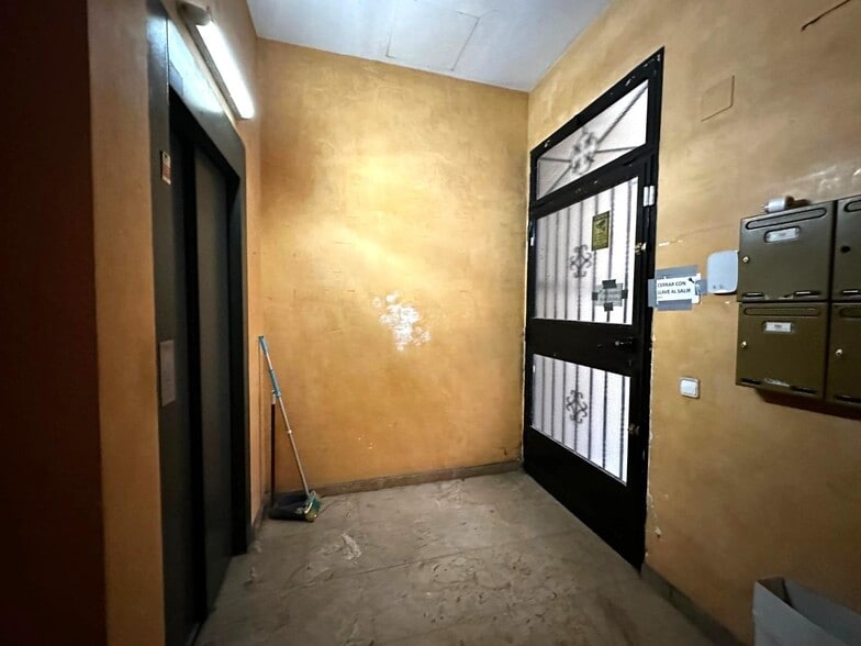 Build-to-Rent in Barcelona, Barcelona for sale - Building Photo - Image 3 of 41