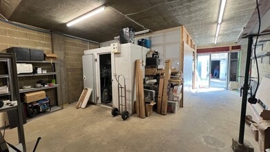 75 Edgeley Ln, London to rent Interior Photo- Image 2 of 8