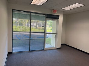 501 - 599 Sawgrass Corporate Parkway, Sunrise, FL to rent Interior Photo- Image 1 of 14