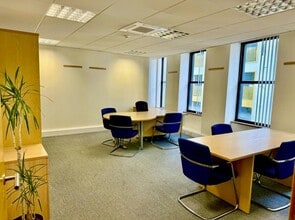 Bath St, Jersey to rent Interior Photo- Image 1 of 4