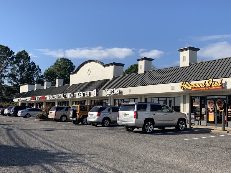 316-360 Goodman Rd, Southaven, MS for rent - Building Photo - Image 3 of 14