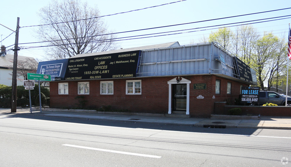 55 W Old Country Rd, Hicksville, NY for sale - Primary Photo - Image 1 of 1