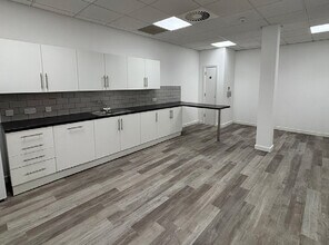 1 The Pavilions, Solihull for sale Interior Photo- Image 1 of 3