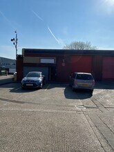 West Rd, London to rent Building Photo- Image 1 of 5