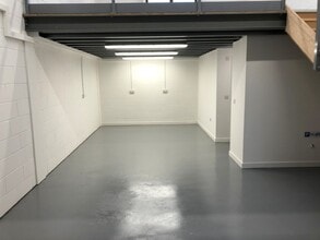 4 Berwick Rd, Ipswich to rent Interior Photo- Image 2 of 2