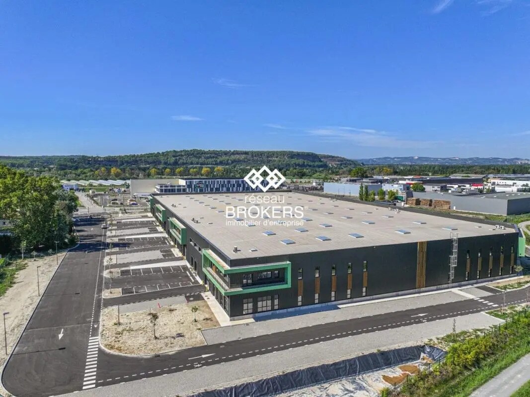 Industrial in Avignon to rent Building Photo- Image 1 of 6