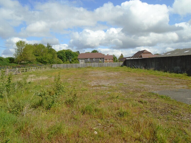 Old Dairy Ln, Swindon for sale - Building Photo - Image 1 of 5
