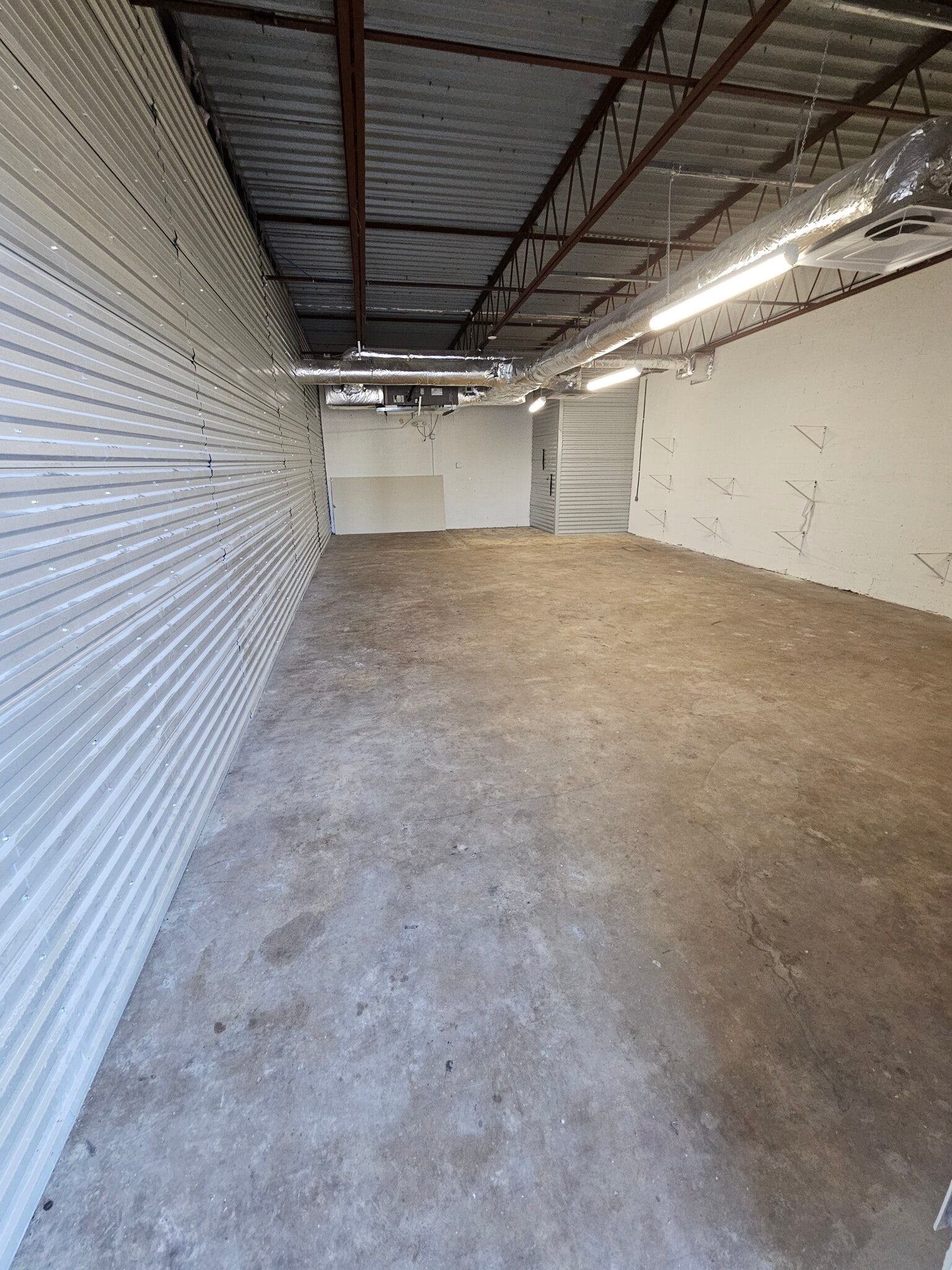 726 N Indiana Ave, Englewood, FL to rent Building Photo- Image 1 of 2