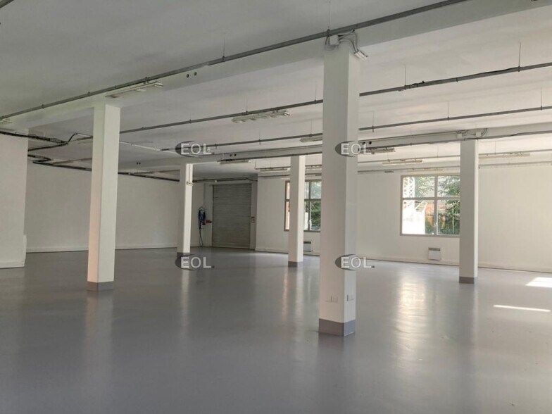 Light Industrial in Chevilly-Larue to rent - Interior Photo - Image 3 of 7