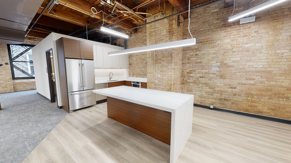 11 W Illinois St, Chicago, IL for rent - Interior Photo - Image 3 of 17