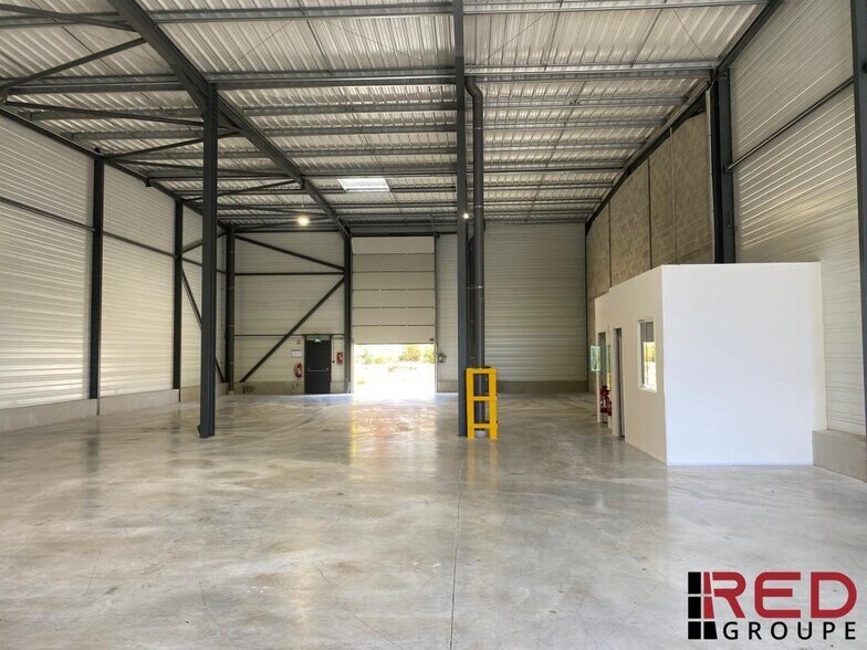 Industrial in Signes to rent - Interior Photo - Image 2 of 5
