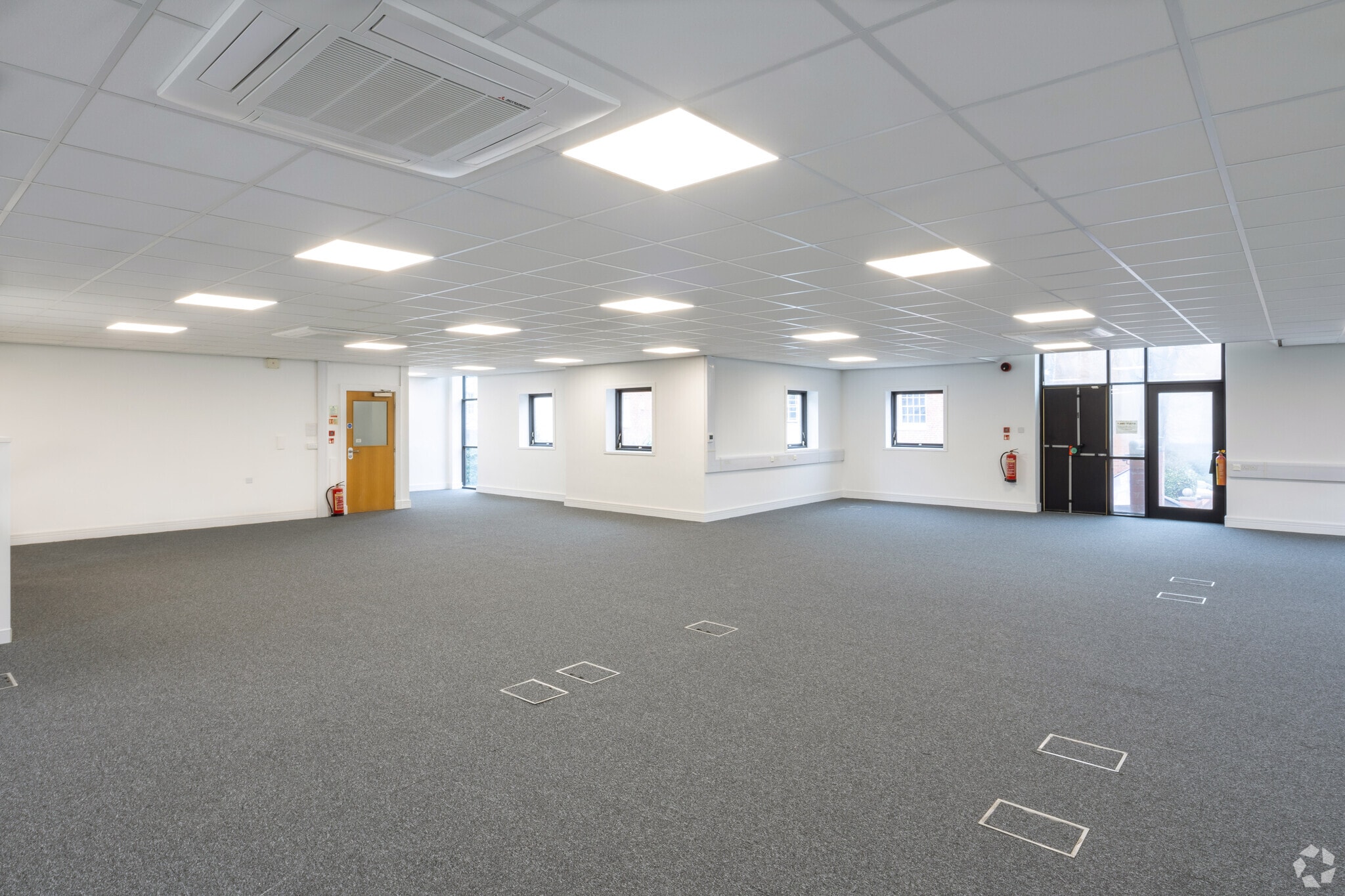 38 George Rd, Birmingham to rent Interior Photo- Image 1 of 4