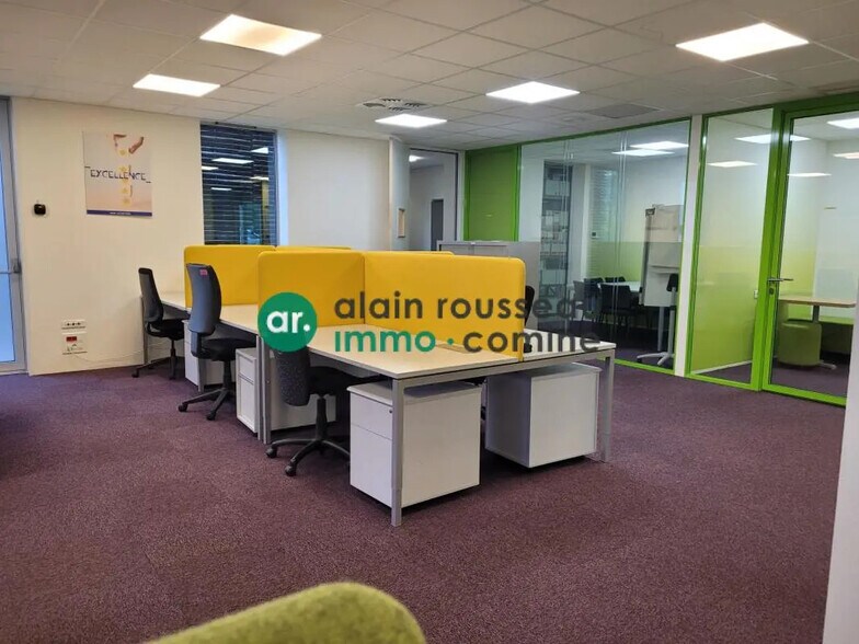 Industrial in La Chapelle-sur-Erdre to rent - Interior Photo - Image 2 of 5