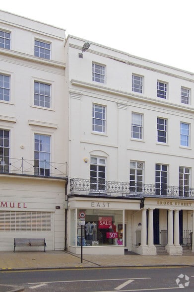 49 Parade, Leamington Spa for sale - Primary Photo - Image 1 of 1