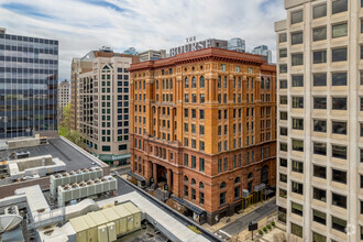 111 S Independence Mall E, Philadelphia, PA for sale Primary Photo- Image 1 of 1