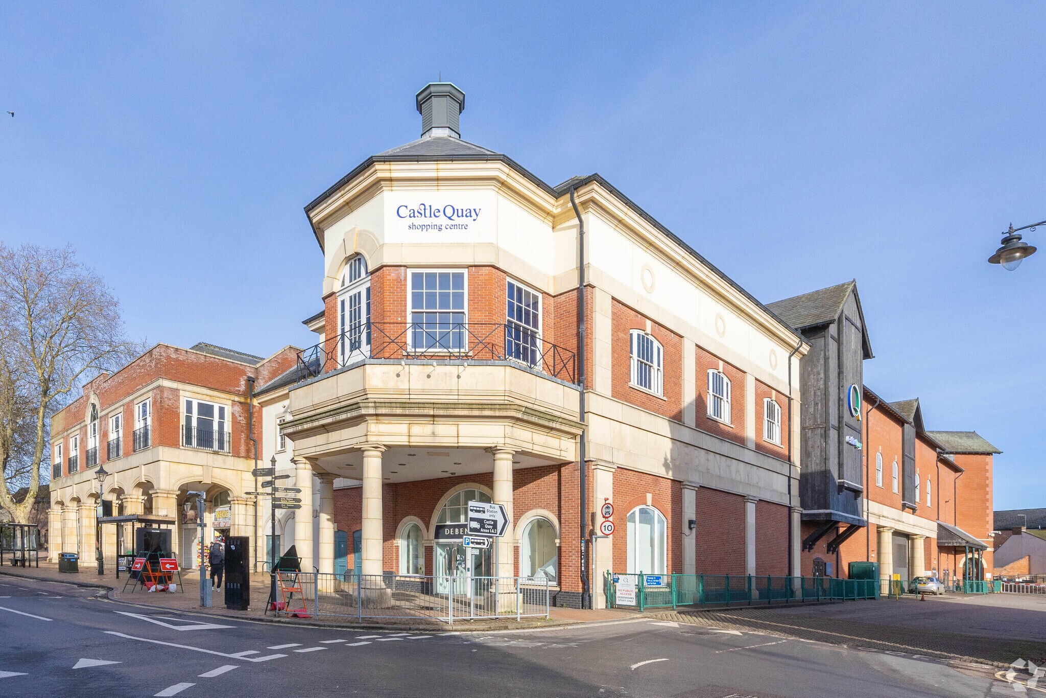 Castle Quay, Banbury for sale Primary Photo- Image 1 of 1
