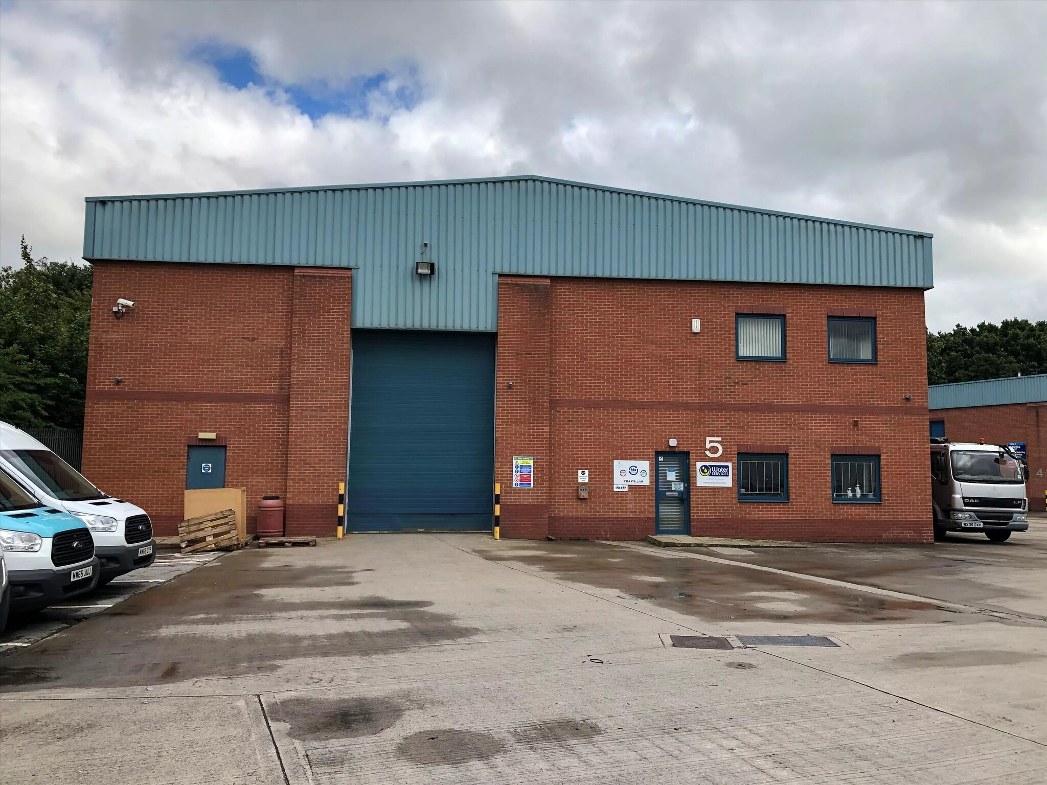 Tom Dando Clos, Normanton to rent Building Photo- Image 1 of 3