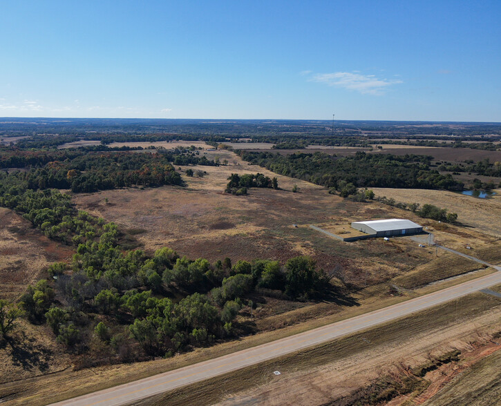 10317 W Highway 33, Coyle, OK for rent - Building Photo - Image 2 of 22