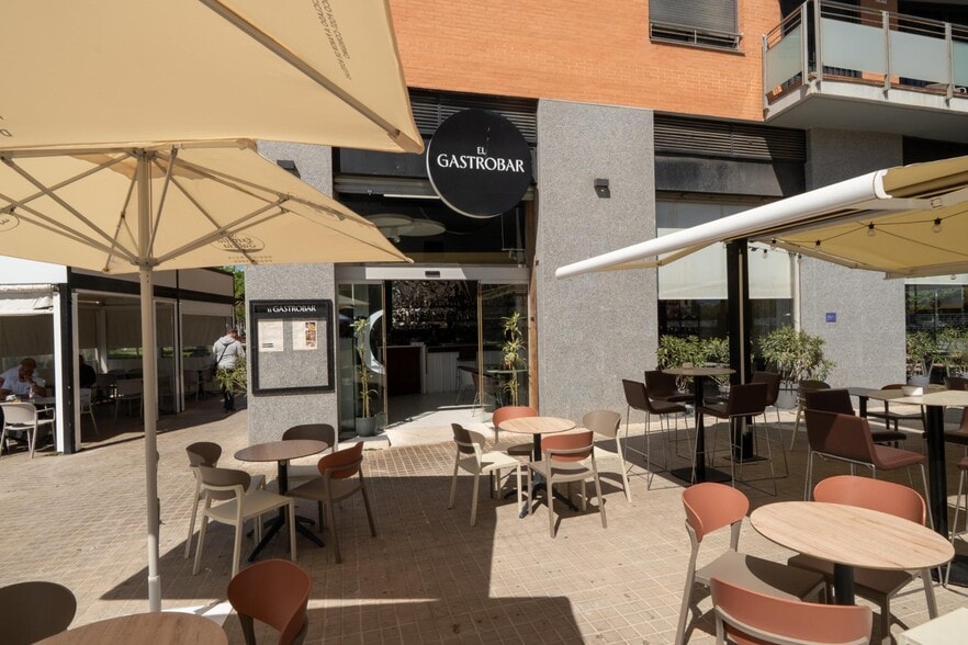 Retail in València, Valencia to rent - Interior Photo - Image 3 of 3