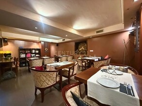 Retail in Barcelona, Barcelona to rent Interior Photo- Image 1 of 15