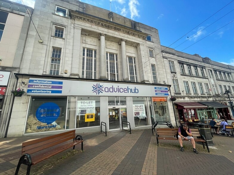 16 Regent St, Mansfield to rent - Building Photo - Image 1 of 4