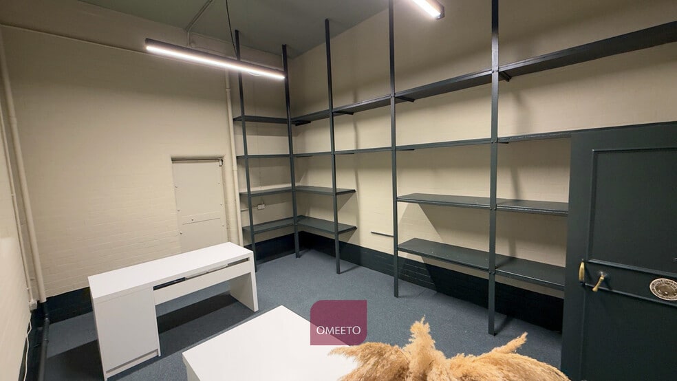 18-22 St Peters Chur, Derby to rent - Building Photo - Image 3 of 14