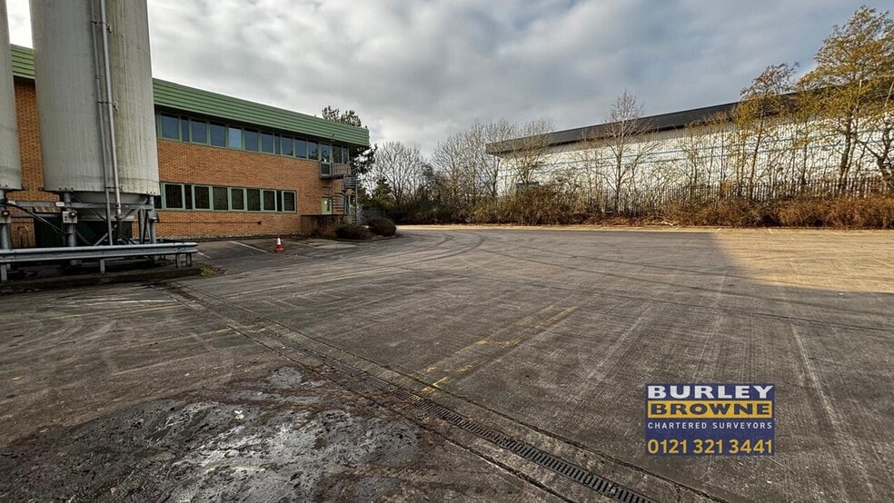Kingsbury Rd, Sutton Coldfield to rent - Building Photo - Image 3 of 31