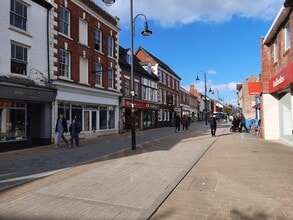 71 High St, Bromsgrove to rent Building Photo- Image 2 of 2