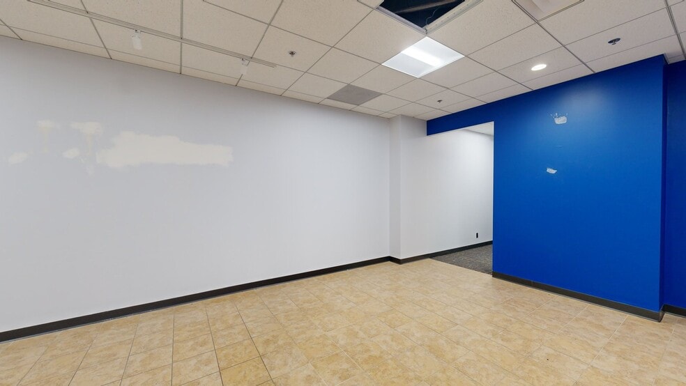 100 Apollo Dr, Chelmsford, MA to rent - Matterport 3D Scan - Image 3 of 12