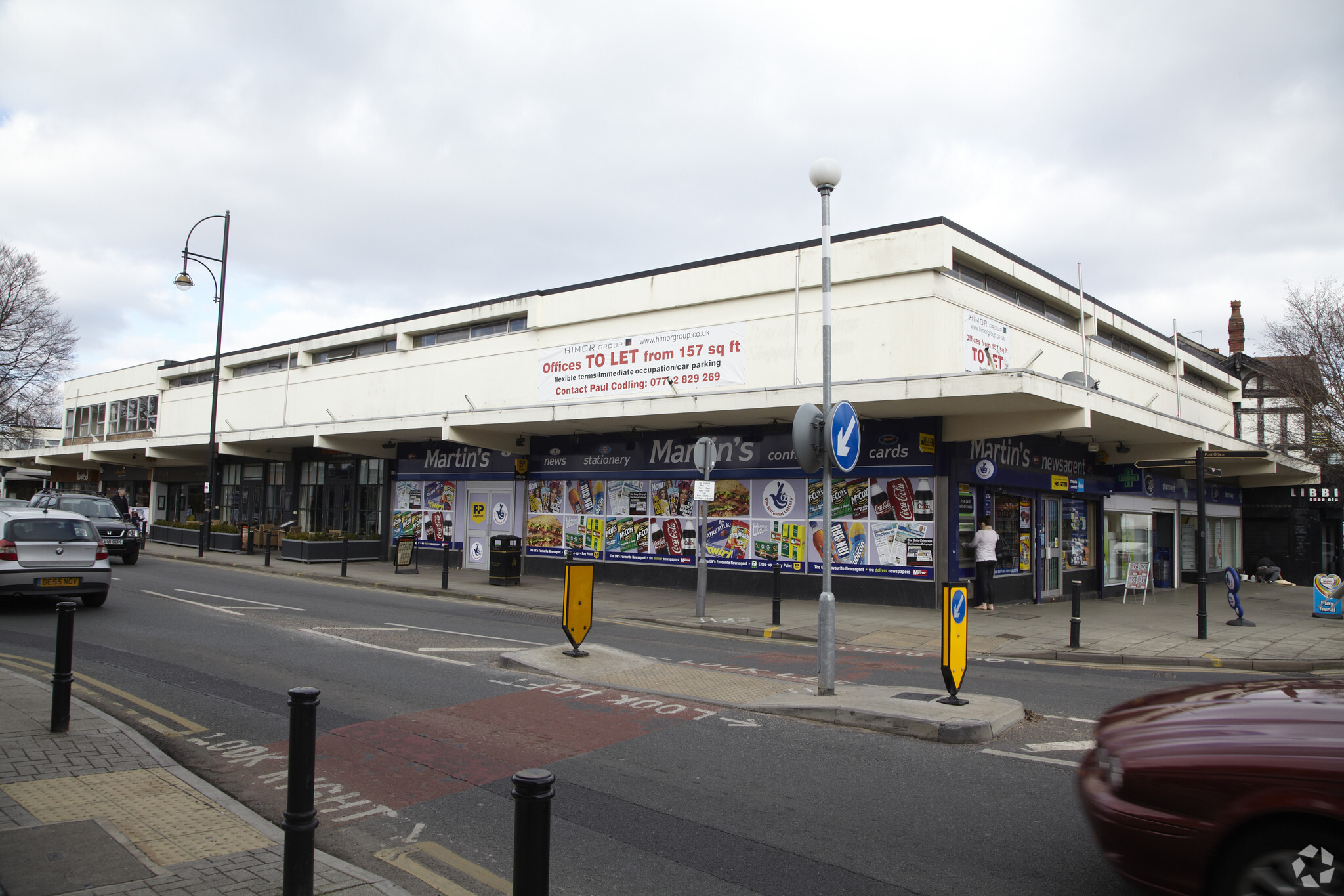 bramhall-ln-s-stockport-sk7-1aw-village-square-shopping-centre